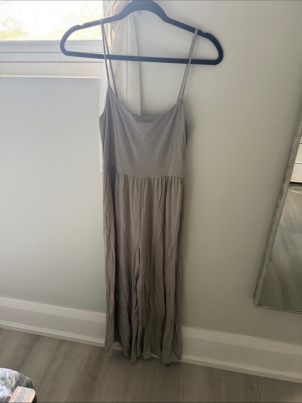 Wilfred Women’s taupe greyish Spaghetti-Strap jumpsuit